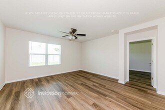 8017 Majestic Palms Ct in Venice, FL - Building Photo - Building Photo