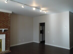 317 Bainbridge Dr in Lexington, KY - Building Photo - Building Photo