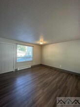 523 4th Ave S in Kent, WA - Building Photo - Building Photo