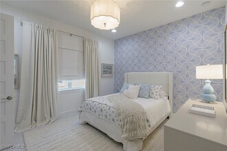 8963 Gustavia Ct in Naples, FL - Foto de edificio - Building Photo