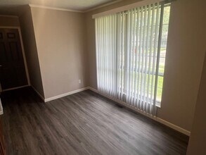 3214 York Dr in Champaign, IL - Building Photo - Building Photo