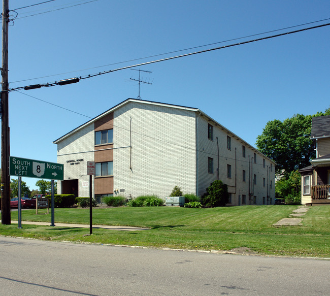 Carroll Street Apartments in Akron, OH - Building Photo - Building Photo