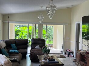 2824 Rio Claro Dr N in Wellington, FL - Building Photo - Building Photo
