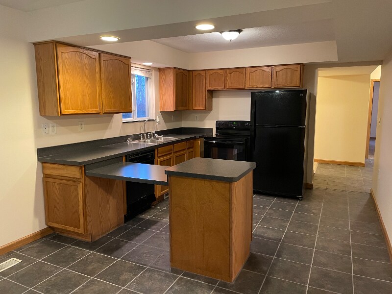 2928 River Rd in Perry, OH - Building Photo