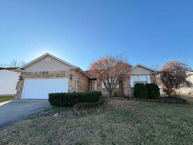 property at 3726 Castle Rock Dr
