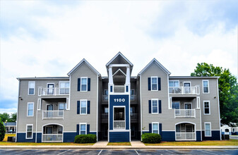 The Vault at Statesboro in Statesboro, GA - Building Photo - Building Photo