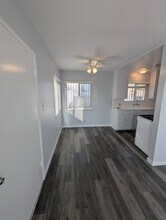 902 Centinela Ave, Unit 1 in Inglewood, CA - Building Photo - Building Photo