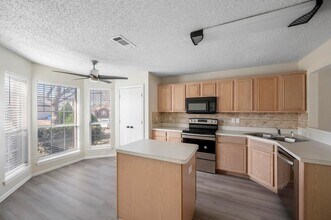 4913 Mountain Ridge Ln in McKinney, TX - Building Photo - Building Photo