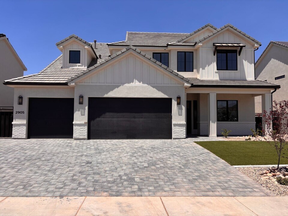 2905 E Yavin Wy in Saint George, UT - Building Photo