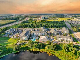 J Ardin at Apopka in Apopka, FL - Building Photo