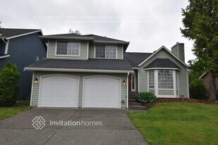 28135 235th Ave SE in Maple Valley, WA - Building Photo