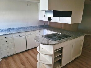 1801 9th St, Unit A-108 in Port Arthur, TX - Building Photo - Building Photo