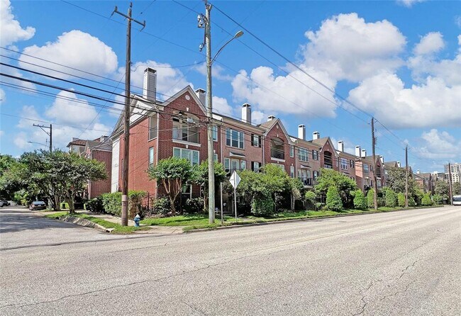 property at 2603 W Dallas St