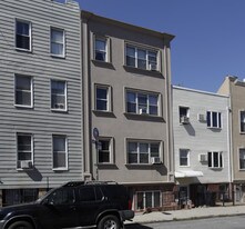 609 Lorimer St in Brooklyn, NY - Building Photo