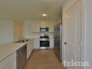 3013 Dawn Sound Dr in Park Row, TX - Foto de edificio - Building Photo