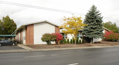 Argonne Terrace Apartments in Spokane, WA - Building Photo - Building Photo