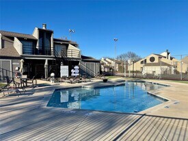 12480 Abrams Rd, Unit 2805 in Dallas, TX - Building Photo
