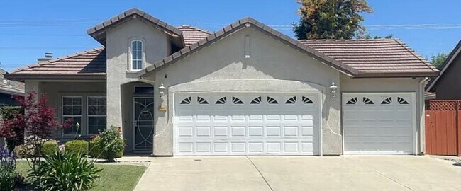 property at 2417 Ives St