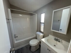 2141 Patricia Pl in Manhattan, KS - Building Photo - Building Photo