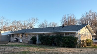 518 5th St in Conway, AR - Building Photo - Building Photo