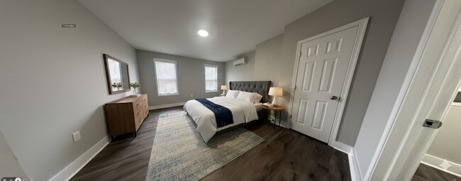 1235 W Huntingdon St