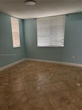777 SW 111th Way in Pembroke Pines, FL - Building Photo - Building Photo