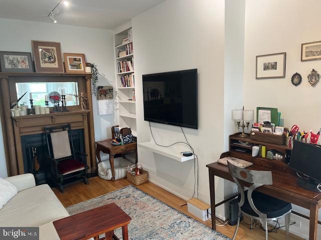 property at 2107 S St NW