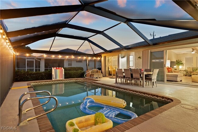 511 SE 18th Ave in Cape Coral, FL - Building Photo - Building Photo