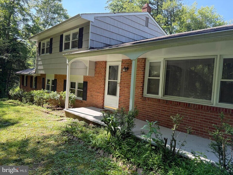 857 Cherry Hill Rd in Princeton, NJ - Building Photo