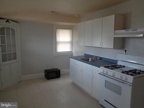 2800 Linwood Ave in Parkville, MD - Building Photo - Building Photo