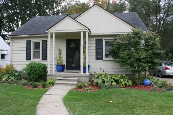 property at 1017 Woodsboro Dr