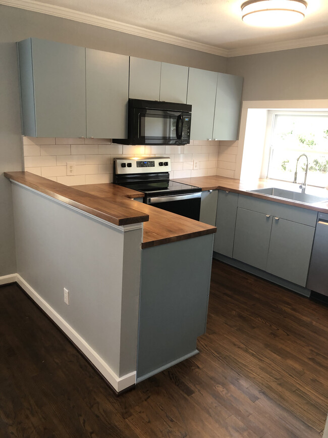 2 Glendower Ct in Pensacola, FL - Building Photo - Building Photo