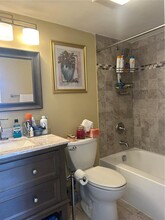 361 S Hollybrook Dr, Unit 104 in Pembroke Pines, FL - Building Photo - Building Photo