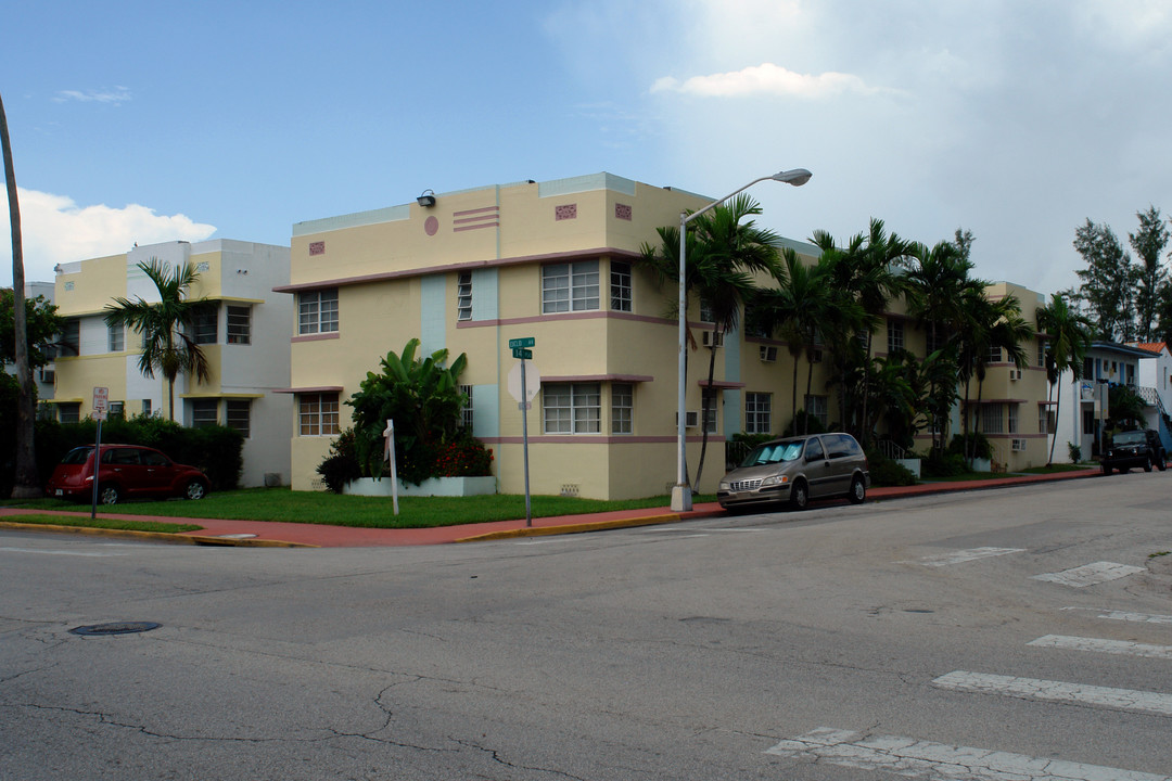 700 14th Pl in Miami Beach, FL - Foto de edificio