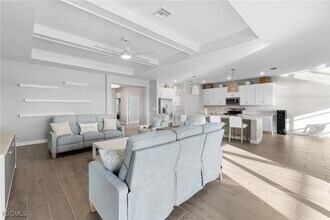 10575 Timber Creek Dr in Ft. Myers, FL - Building Photo - Building Photo