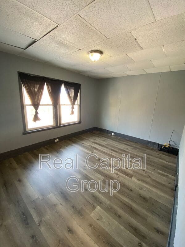 709 Townsend Pl in Niagara Falls, NY - Building Photo - Building Photo