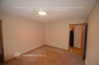 7215 Thomas Ave S in Minneapolis, MN - Building Photo - Building Photo