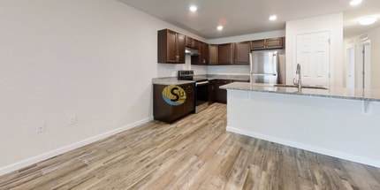 1 Rosecroft Ln in Palm Coast, FL - Foto de edificio - Building Photo