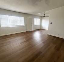 1044 W. 110th St. in Los Angeles, CA - Building Photo