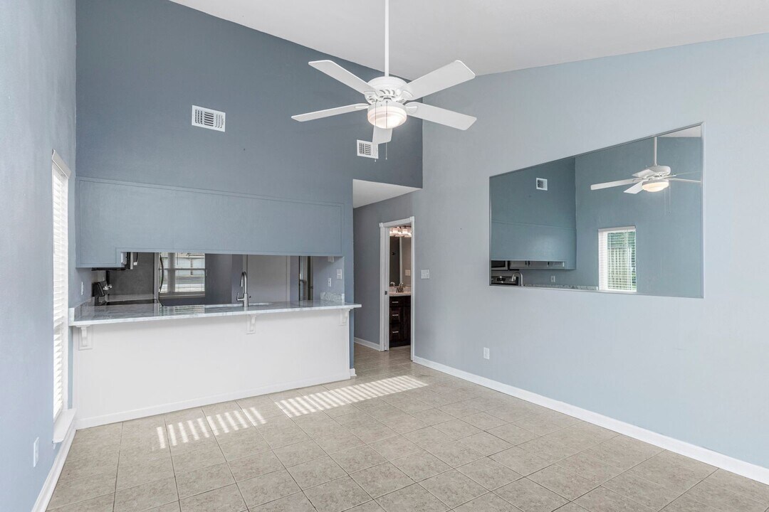 152 Opp Blvd NE in Fort Walton Beach, FL - Building Photo