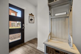 134 A Hawthorne Ct in Whitefish, MT - Building Photo