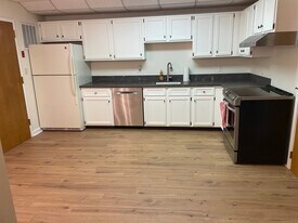 401 Greenwich Ave in Greenwich, CT - Building Photo
