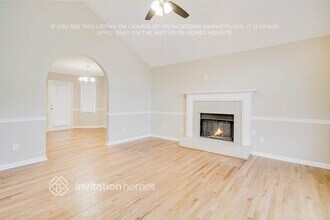 425 Austin Dr in Douglasville, GA - Foto de edificio - Building Photo