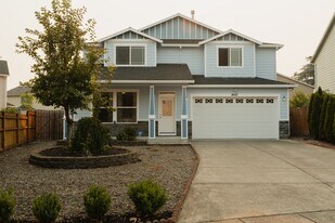 8451 SE 78th Pl in Portland, OR - Building Photo