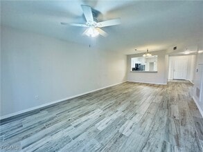 10000 Maddox Ln in Bonita Springs, FL - Building Photo - Building Photo