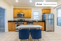 61 Hillside St photo'