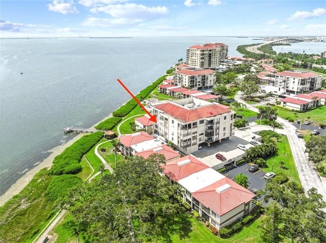 property at 6218 Palma Del Mar Blvd S
