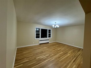 201 Crescent Pl in Yonkers, NY - Building Photo - Building Photo