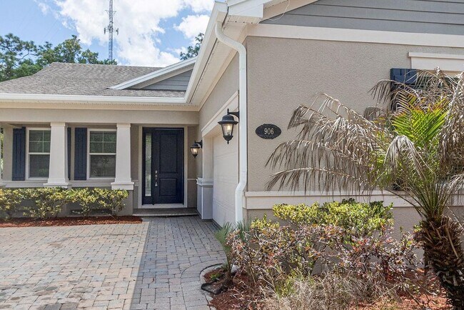 906 Victoria Hills Dr S in DeLand, FL - Building Photo - Building Photo