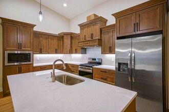 6755 Devon Ave SE in Salem, OR - Building Photo - Building Photo